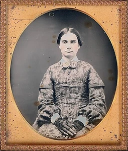 Pretty Lady Floral Dress Lace Gloves Identified 1/6 Plate Daguerreotype S811 - Picture 1 of 4