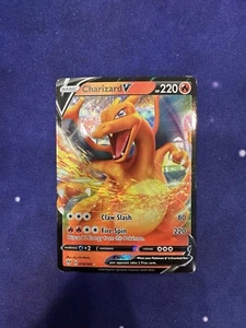Pokemon Charizard V Darkness Ablaze 019/189 quasi nuovo - Foto 1 di 2