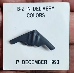 Pin Northrop Grumman B-2 en entrega colores USAF - Imagen 1 de 2