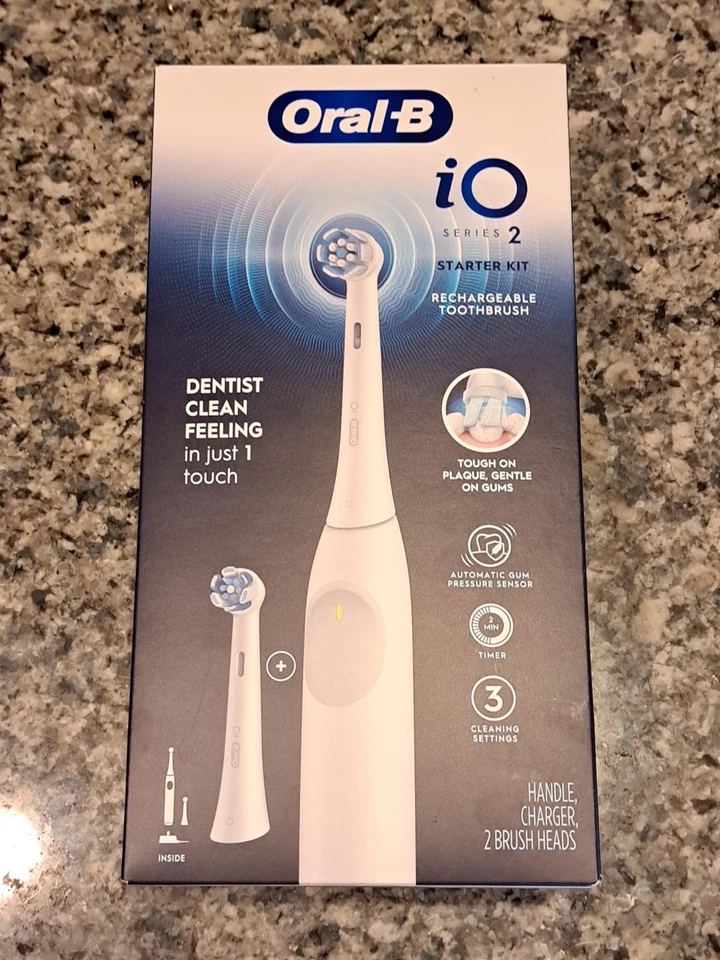 Cepillo de dientes eléctrico Oral-B iO Series 2 - Blanco, 3 modos, 1 cabezal, caja abierta nueva Foto 1 de 1