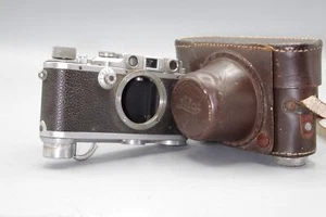 Telémetro Leica IIIB de 35 mm con bobinadora rápida SCNOO y estuche a juego - Imagen 1 de 4