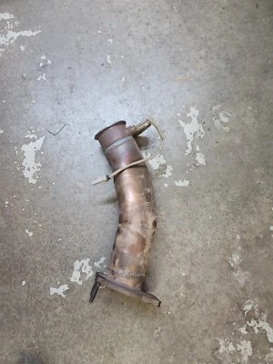 Tubo de escape delantero Duramax 17' - 23' L5P 6,6 L salida turbo OEM Foto 1 de 2
