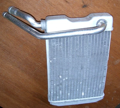 MODINE HEATER CORE / 4R702495 / GM8211 / REPLACEMENT CORE / NEW OLD STOCK (16) Foto 1 de 4