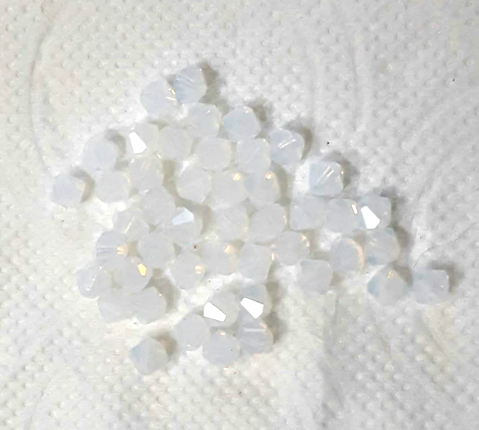 46 cuentas bicónicas de cristal de Swarovski genuinas, #5328, 4 mm ópalo blanco Foto 1 de 1