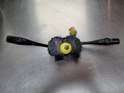 99-00 Nissan Pathfinder Turn Signal Headlamps & Wiper Switch Assy w/o Fog Lamps - Image 1 of 4