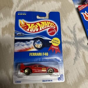 Hot Wheels Ferrari F40 Red 5SP Gold #69 Brand New In Factory Packaging 