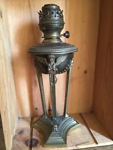 Lampe à pétrole en bronze XIXe style empire dite athénienne cariatides ailées - Bild 1 von 19