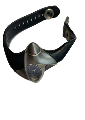 Reloj Oakley Torpedo 10-105 esfera azul cuarzo suizo acero correa de goma Foto 1 de 4