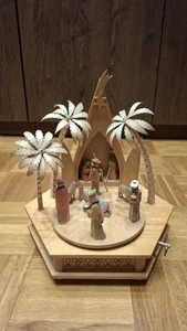 DDR Holz Spieluhr Krippe expertic Friedensbrücke Erzgebirge Christi Geburt Wüste - Bild 1 von 14