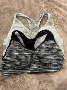 Girls Sports Bras Size Youth Medium - Picture 1 of 4