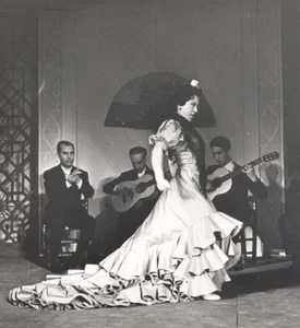 Spanish Flamenco Ballet Folk Dance Zambra Photo Lipnitzki 1960 - Picture 1 of 3