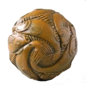 POCKET ART - MUSEO MINIATURA ESCULTURA - BOLA CON PECES - SEGÚN ESCHER - Imagen 1 de 1
