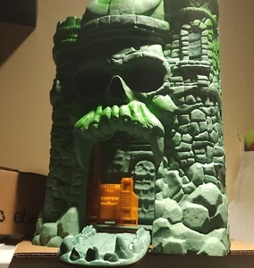 Masters of the Universe Origins 2020 Castle Grayskull Mattel *castle only* - Picture 1 of 22