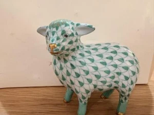 Herend Sheep Figurine 2003 Green Porcelain Height 6.5cm Animal No Box Used - Picture 1 of 5