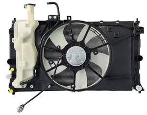 OE KÜHLERPAKET WASSERKÜHLER KLIMAKÜHLER LÜFTER TOYOTA YARIS P21 1.5 HYBRID - Bild 1 von 3