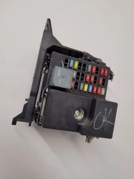 Chevrolet Impala 2005 módulo de control de carrocería BCM columna de dirección izquierda 15329229 Foto 1 de 4