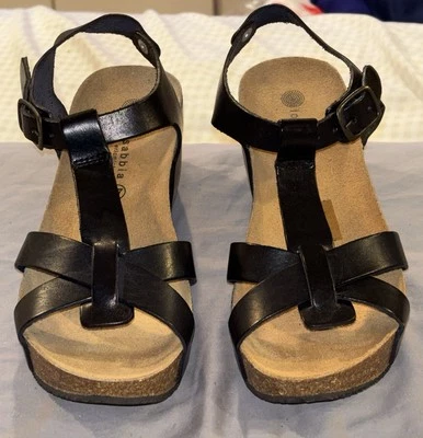 Women’s Lola Sabbia  Eric Michael  Sandals  BNNB EU 37 US 6-6 1/2. 7449418387 - Image 1 of 4