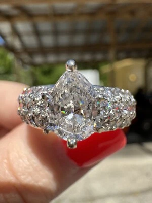 Ослепительный грушевидный бриллиант 1,15 карата с акцентом круглые бриллианты тяжелое белое золото 14 карат - Изображение 1 из 4