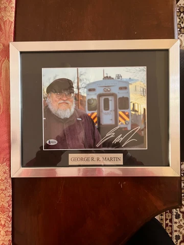 GEORGE R. R. MARTIN Signed 8x10 Photo Game of Thrones Framed Cover