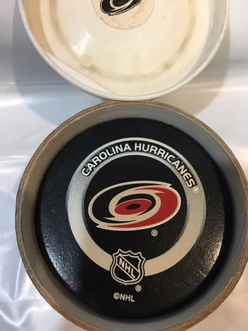 OFFICIAL NHL GAME PUCK CAROLINA HURRICANES 2002-2004 Cover