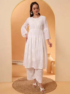 Mulmul Chikankari bianco linea A Kurti Lucknow Chikankari fatto a mano Kurti - Foto 1 di 13