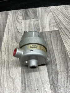 ROBERTSHAW 303-A FLUID DETECTOR #4007F145SI - Picture 1 of 5