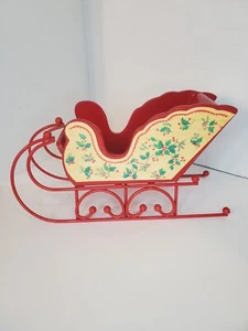 Vintage Connoiseur Collection Weihnachtsschlitten rot mit Stechpalme und Beeren  - Bild 1 von 10
