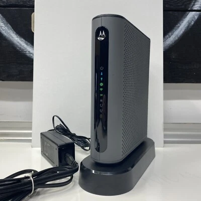 Motorola MG7711 Black 24x8 Cable Modem Plus AC1900 Router With AC Power Adapter - Image 1 of 4