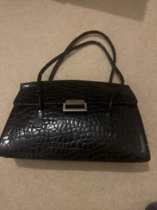 Stuart Weitzman Russell and Bromley schwarze Patenttasche  - Bild 1 von 6