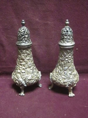 Sterling S Kirk & Son JUEGO DE SAL Y PIMIENTA REPOSADA 4 1/4" Sin Mono 155 Gramos Foto 1 de 4