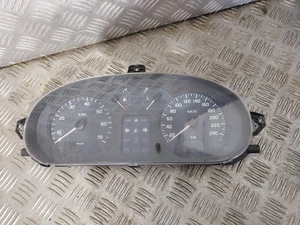 Bloc Compteur - RENAULT SCENIC I (1) 1.6L ESS 110CV 248,234KMS Réf : 8200071820 - Picture 1 of 4