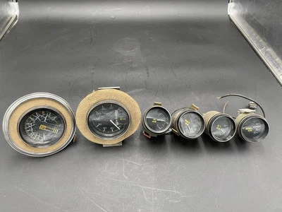 Stewart Warner Stage 3 Gauge Set 12 Volt - Image 1 of 4