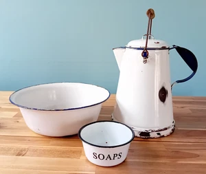 Fabelhafte Vintage Emaille Kitchenalia Waschschüssel Wasserkrug mit Deckel & Seifenschüssel - Bild 1 von 18