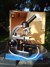 Eschenbach Revolver-Mikroskop D-347 m. Feinregulierung el.Beleucht.+ Kasten 60er