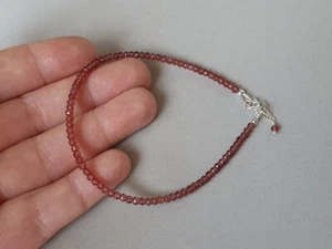 Natürlicher roter Granat facettiert rund 3 mm Edelstein Perlen Damen zierliches Armband 6-8 Zoll - Bild 1 von 10