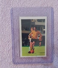 FKS 1972/73 STICKER CARD WONDERFUL WORLD OF SOCCER STARS  DEREK DOUGAN SIGNED