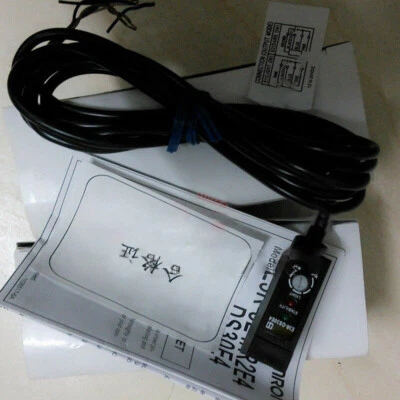 For Omron E3R-DS30E4 Diffuse Reflective Photoelectric Sensor E3RDS30E4 - Image 1 of 2