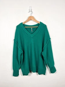Free People Jumper XS Green Alli V Neck Slouchy Chunky Knit Sweater Pullover - Picture 1 of 10