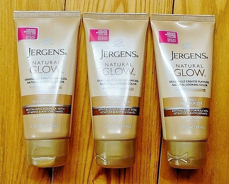 3 X JERGENS NATURAL GLOW DAILY MOISTURIZER FAIR TO MEDIUM SKINTONES 2oz - Image 1 of 1
