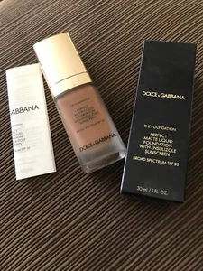 Dolce & Gabbana Perfect Matte Liquid Foundation SPF 20 - Soft Sable 180 - Picture 1 of 2