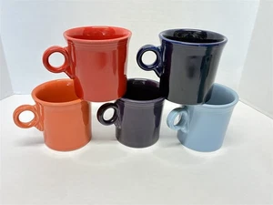 Set 9 tazzine da caffè vintage Fiesta Ware HLC manico ad anello - Foto 1 di 3