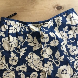 Boden Ladies Size12R Blue & White Floral Cotton Skirt - Picture 1 of 5