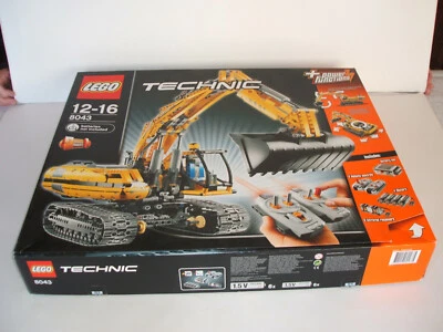 LEGO Motorized Excavator Technic (8043) mit OVP,Bauanleitung und neuen Aufkleber - Bild 1 von 4