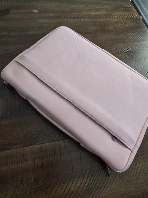Pink Laptop Case Sleeve with Zipper Closure And Shell Case. For New Air 13" - Image 1 of 4