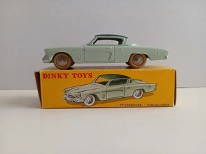 French Dinky toy 24Y "Commander" 2 tone green. vn. mint. Boxed - Picture 1 of 10