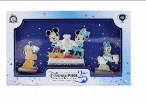 Disney 25th Anniversary 3 Pin Mickey Mouse & Friends LE900 Set 4 - Bild 1 von 2