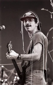 Carlos Santana Performs On Stage 1981 OLD MUSIC PHOTO - Foto 1 di 1