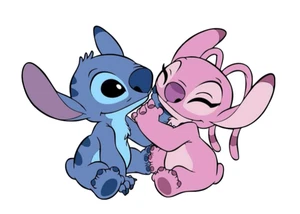 Angel & Stitch Pre Corte Varios Tamaños Comestible Cake Topper - Imagen 1 de 1