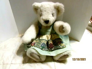 WHITE JOINITED 15" VERMONT TEDDY BEAR MOVABLE ARMS LEGS HEAD GARDEN DRESS - Picture 1 of 8