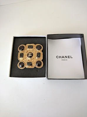 Auténtico CHANEL Broche Collar Piedra Marrón Oro Placa  Foto 1 de 4